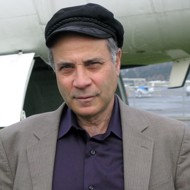 Robert_Zubrin_by_the_Mars_Society-hi-res