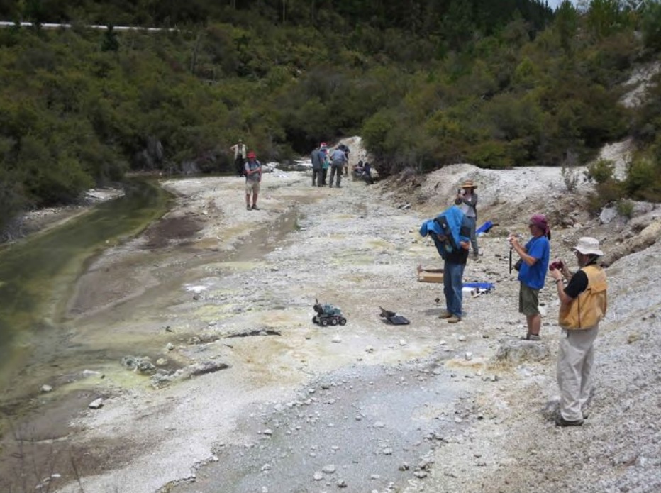 Junior Rover sampling at Parariki Stream, in collaboration with Steve Hobbs, Mars Society Australia